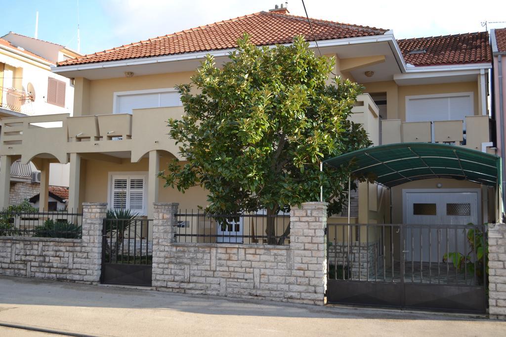 Apartments Sanda Zadar Exterior photo